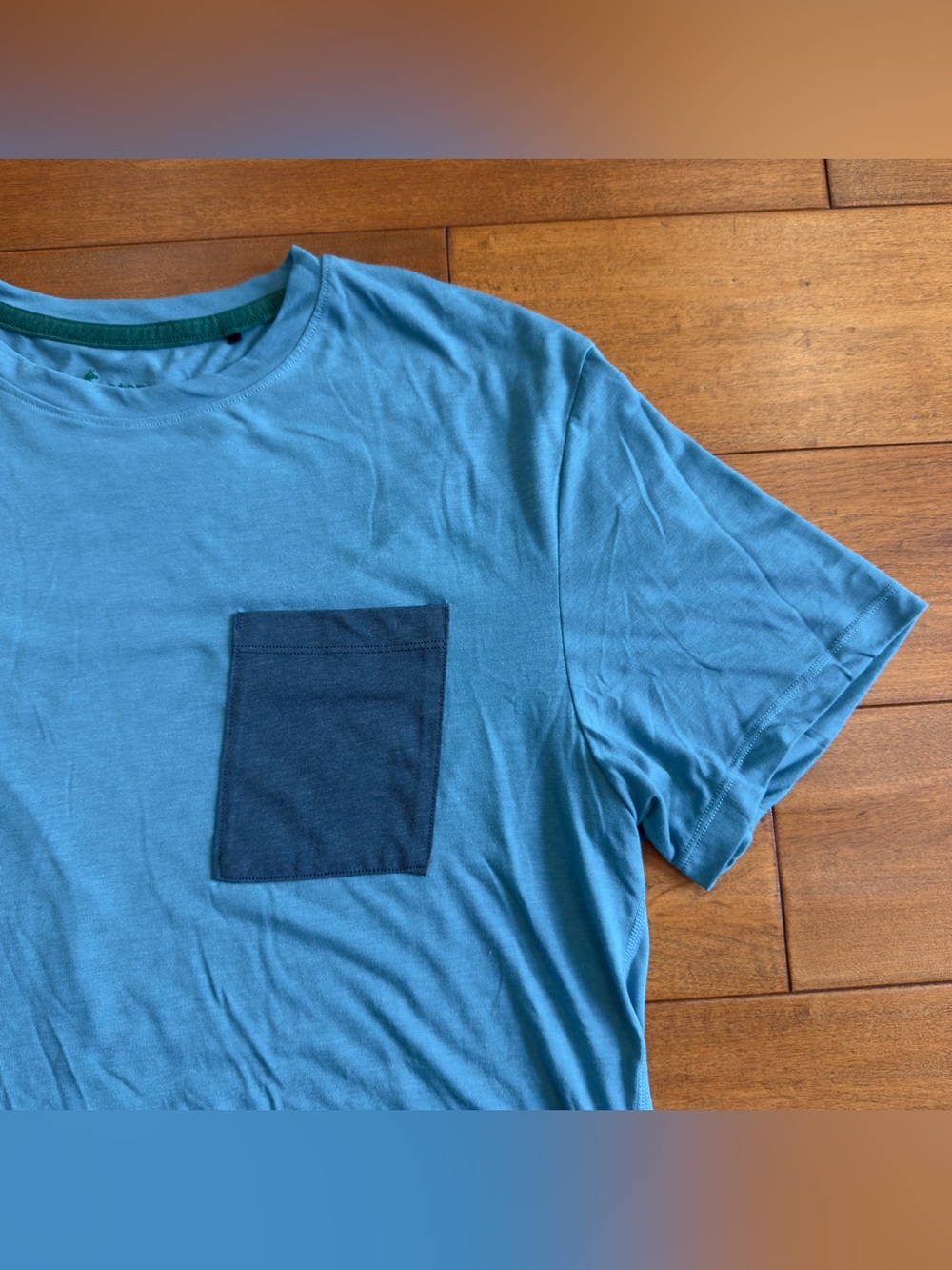 Cotopaxi teal short sleeve Paseo Travel tee with navy pocket size L - Picture 3 of 9
